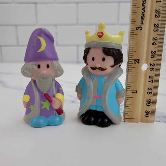 ELC Happyland Figures - King And Wizard - Picture 2 of 11